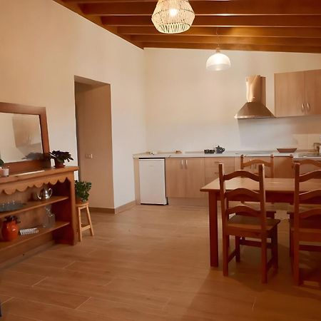 Апартаменты Complejo Rural Pajar De Bento Агуло Экстерьер фото